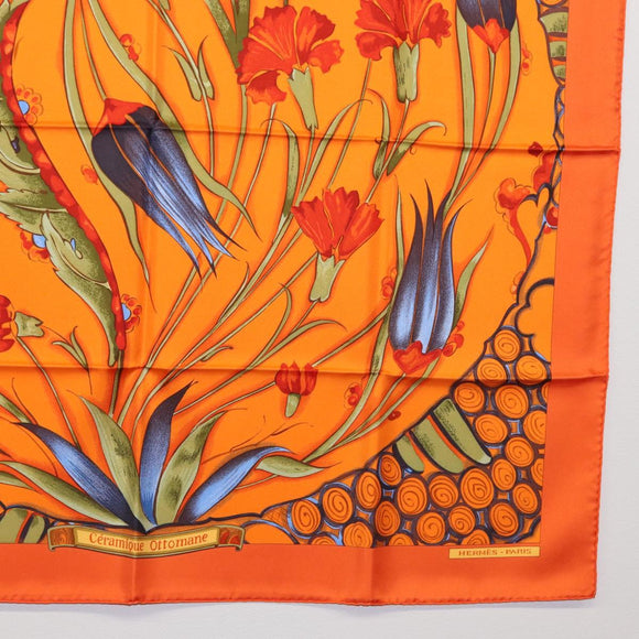 HERMES Carre 90 Scarf ""Ceramique Ottomane"" Silk Orange Auth SW1827M