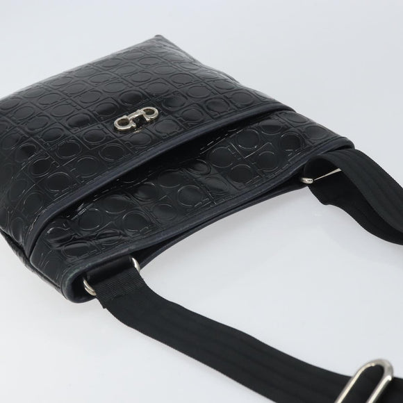 Salvatore Ferragamo Shoulder Bag Patent leather Black Silver Auth SW2048