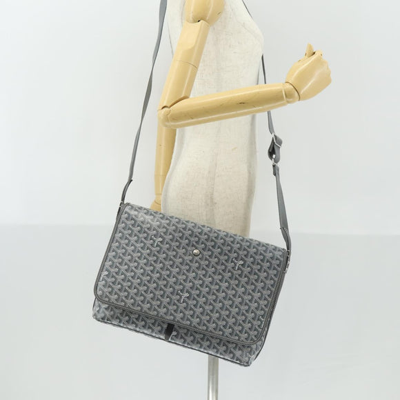 GOYARD Herringbone Capecian MM Bag PVC Leather Gray Silver Auth SW2120SM