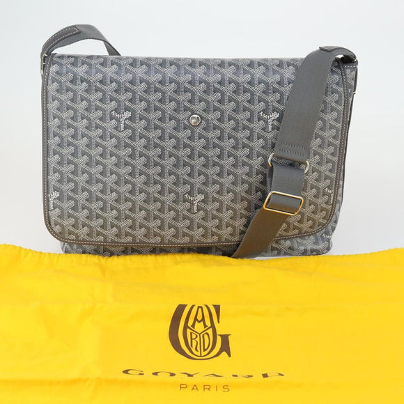 GOYARD Herringbone Capecian MM Bag PVC Leather Gray Silver Auth SW2120SM