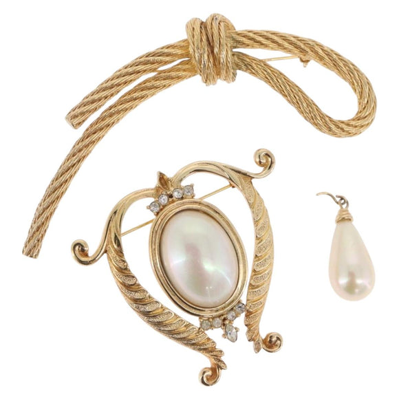 Christian Dior Brooch metal 2 Set Gold Tone Auth SW2814