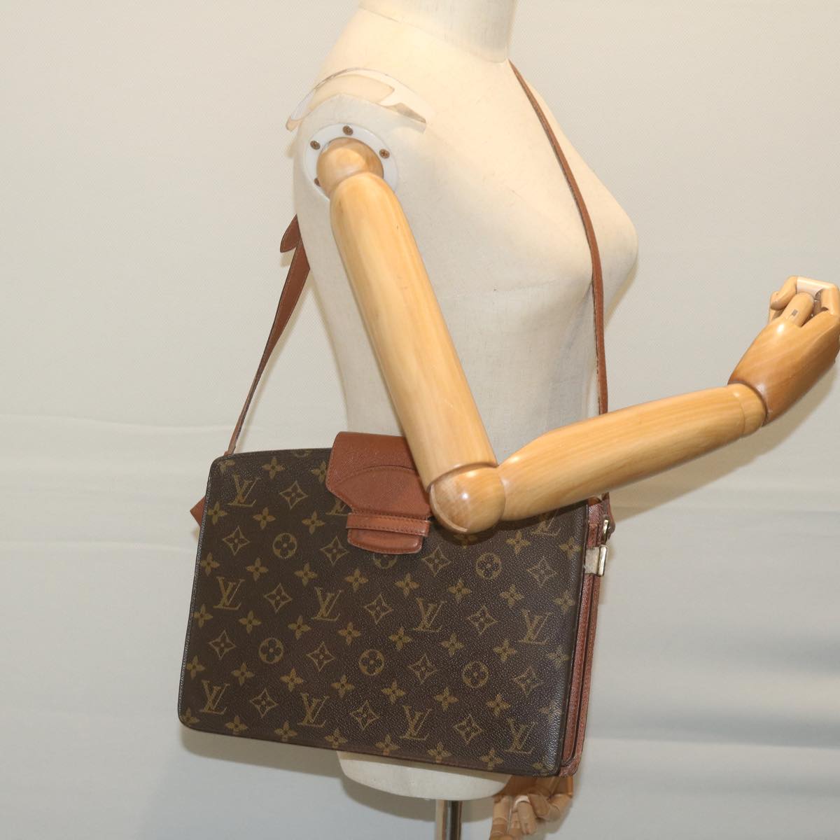 LOUIS VUITTON Monogram Kurcell Shoulder Bag M51375 LV Auth tb1009