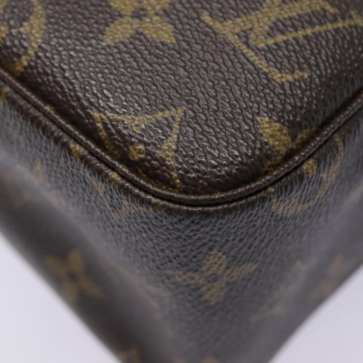 LOUIS VUITTON Monogram Trousse Toilette 28 Clutch Bag M47522 LV Auth tb1194