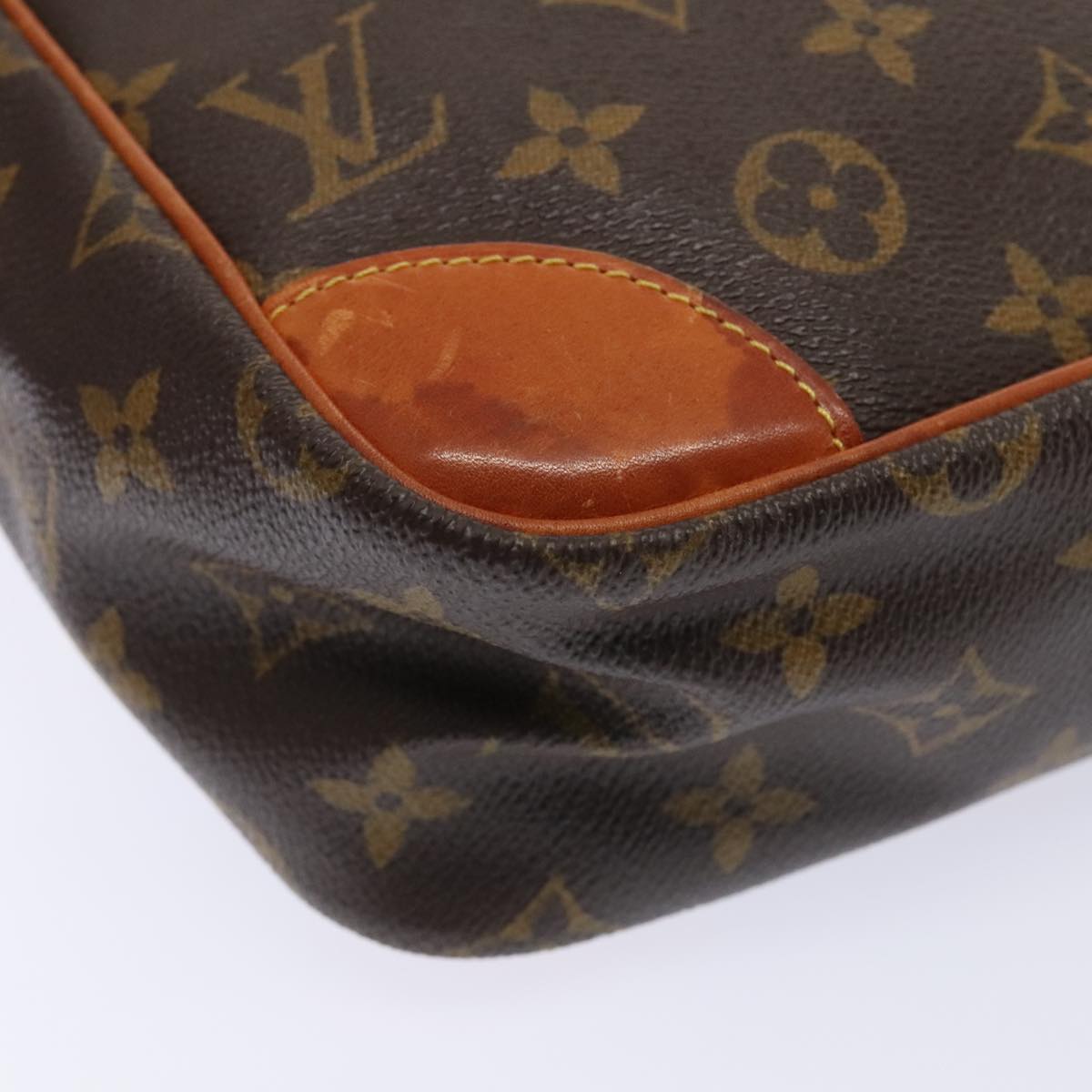 LOUIS VUITTON Monogram Danube MM Shoulder Bag M45264 LV Auth tb1203