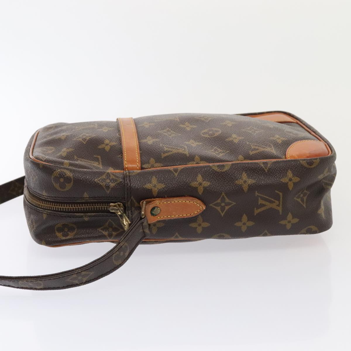 LOUIS VUITTON Monogram Danube MM Shoulder Bag M45264 LV Auth tb1203