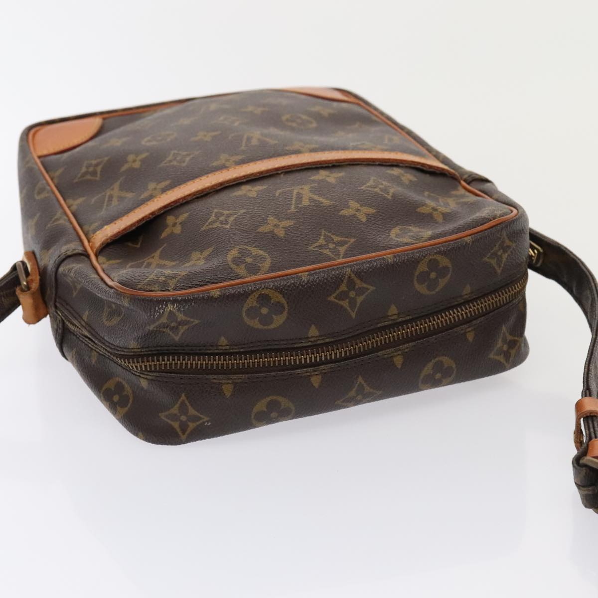 LOUIS VUITTON Monogram Danube MM Shoulder Bag M45264 LV Auth tb1203