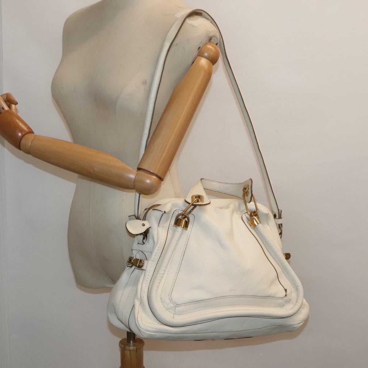 Chloe Paraty Hand Bag Leather 2way White Gold Auth tb1206