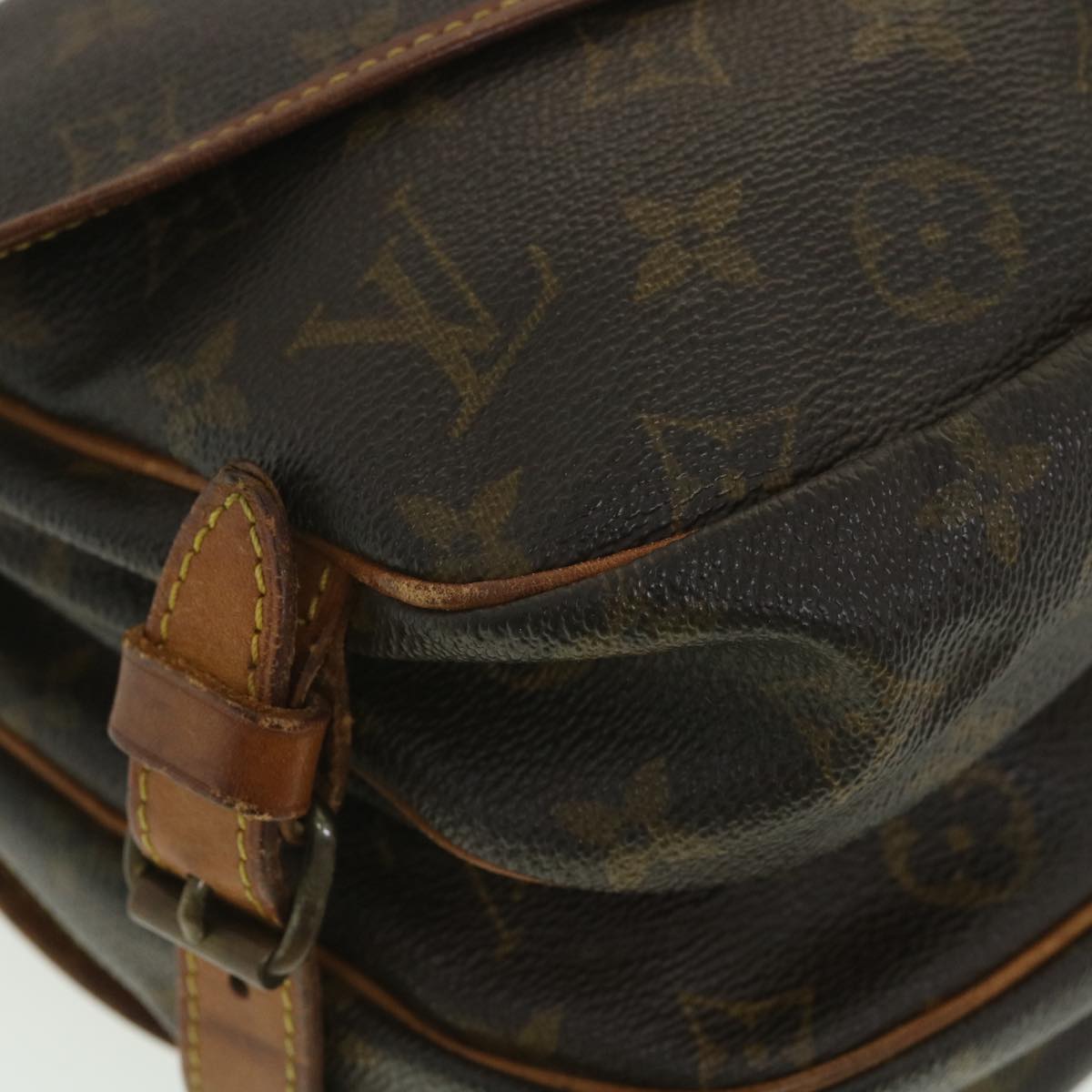 LOUIS VUITTON Monogram Saumur 30 Shoulder Bag M42256 LV Auth tb559