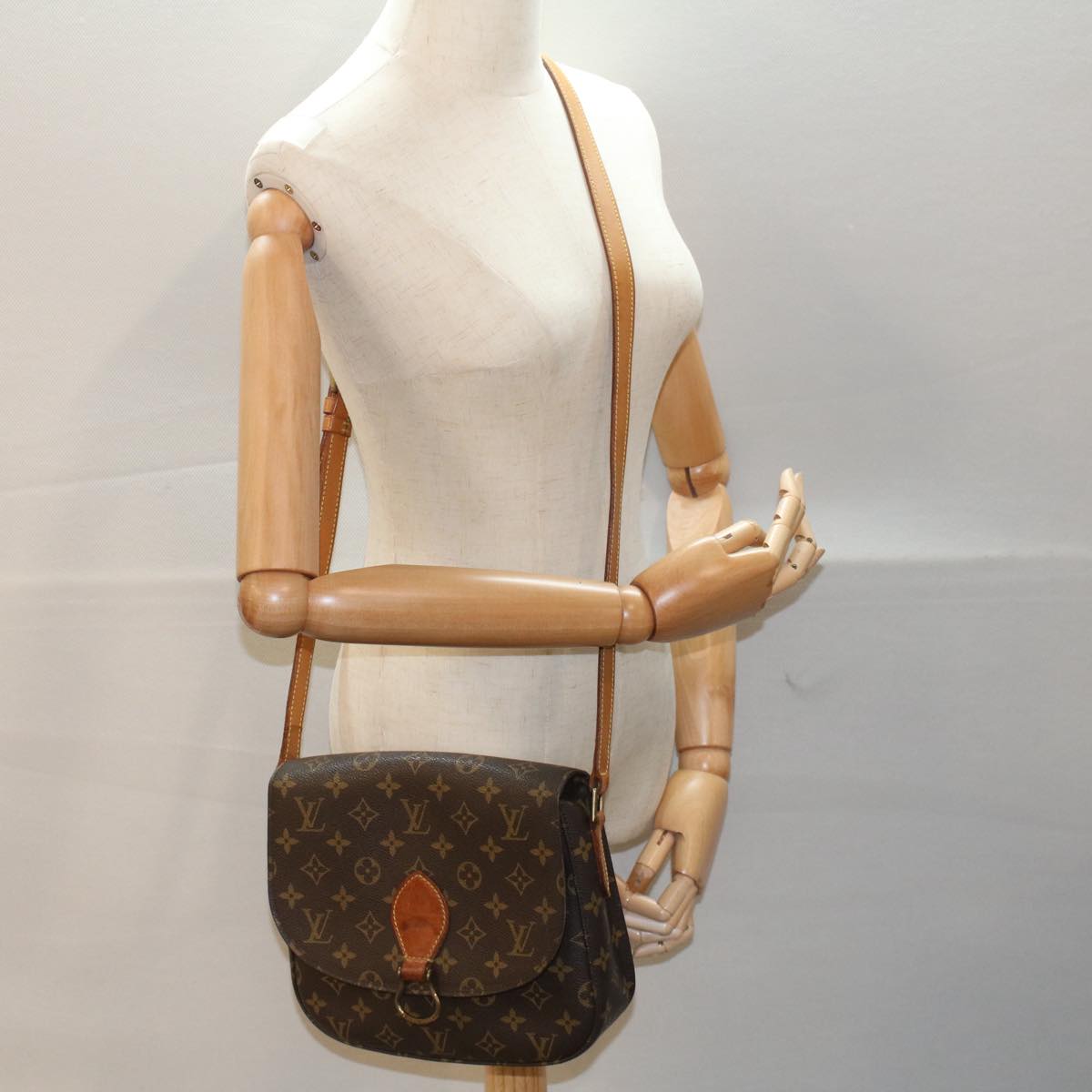 LOUIS VUITTON Monogram Saint Cloud GM Shoulder Bag M51242 LV Auth tb861