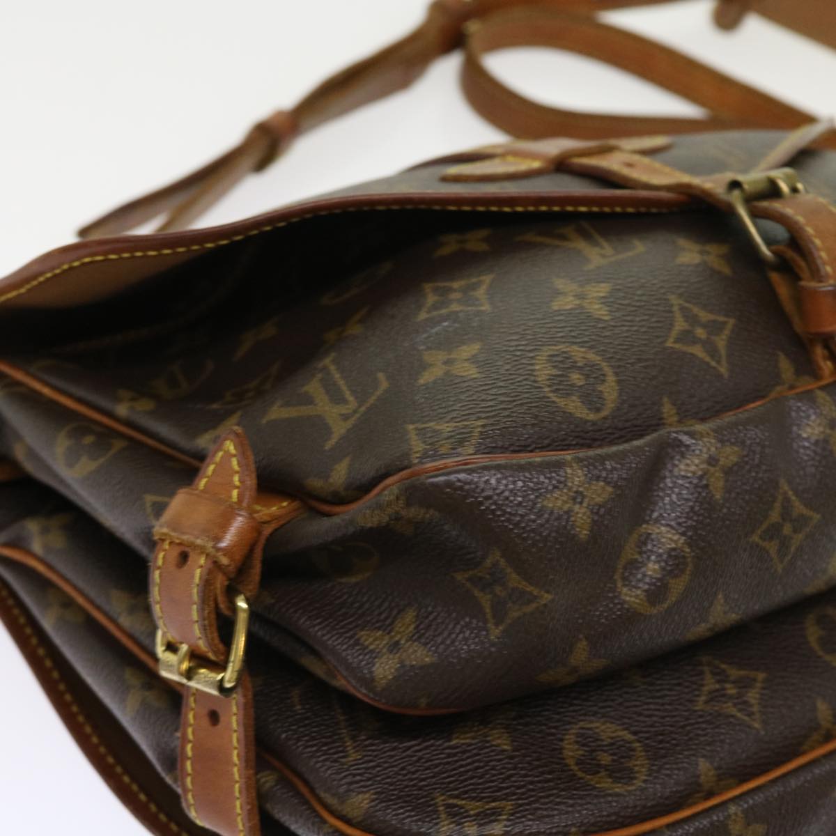 LOUIS VUITTON Monogram Saumur 30 Shoulder Bag M42256 LV Auth tb875