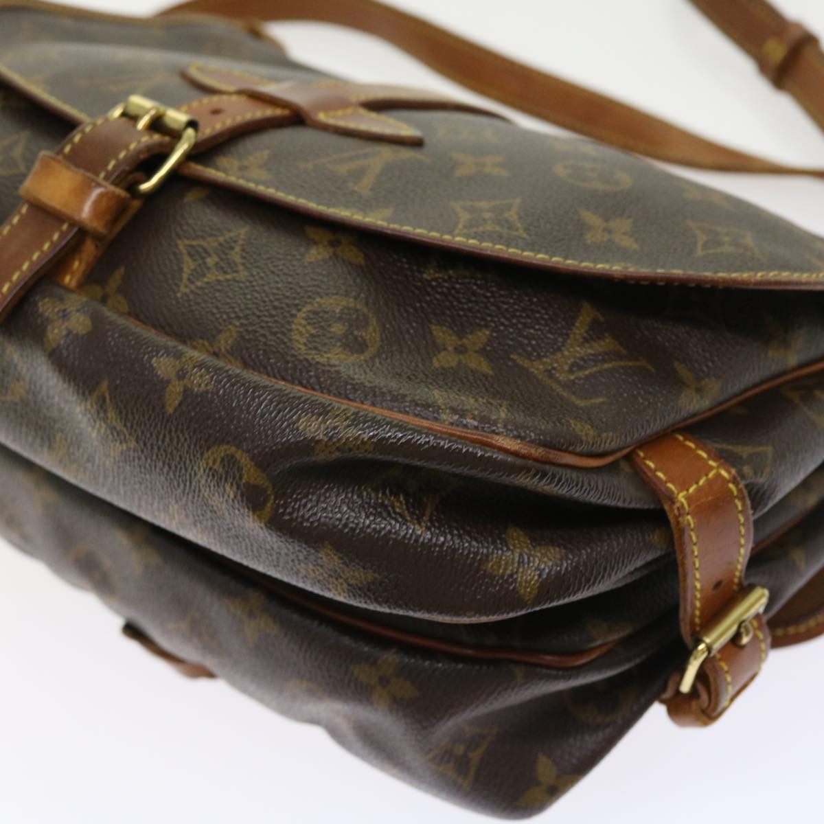 LOUIS VUITTON Monogram Saumur 30 Shoulder Bag M42256 LV Auth tb875