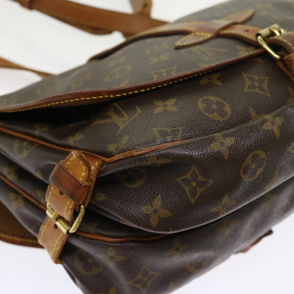 LOUIS VUITTON Monogram Saumur 30 Shoulder Bag M42256 LV Auth tb875