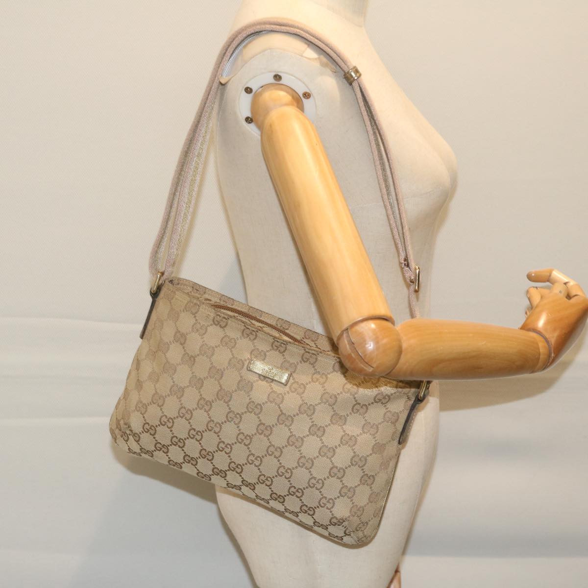 GUCCI GG Canvas Sherry Line Shoulder Bag Beige Gold pink 189749 Auth tb967