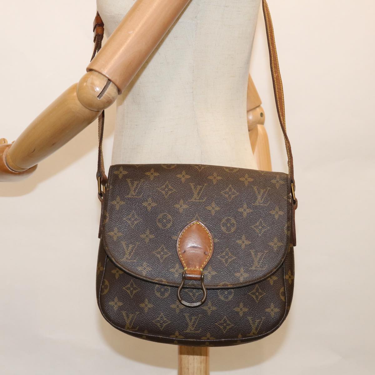 LOUIS VUITTON Monogram Saint Cloud GM Shoulder Bag M51242 LV Auth tb974