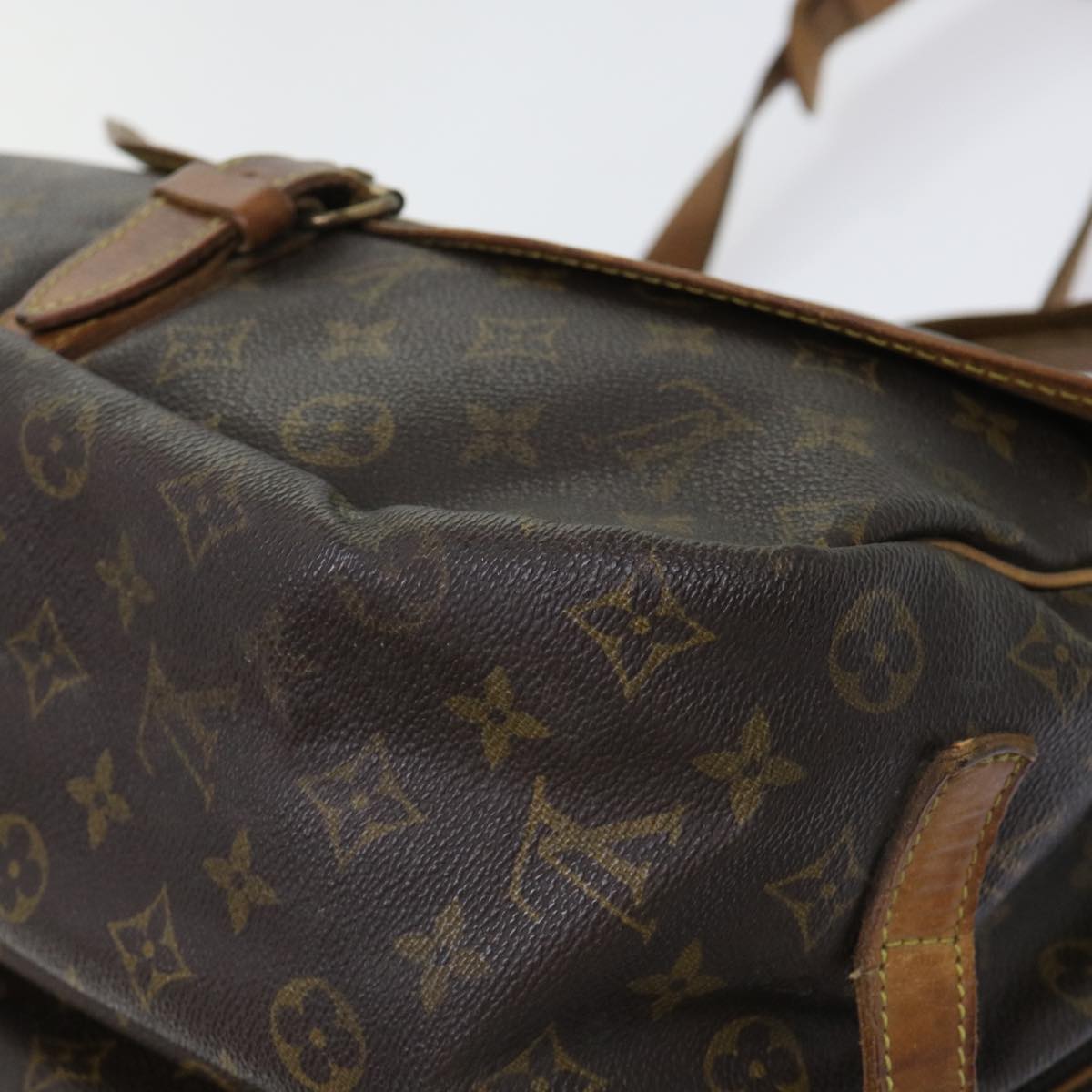 LOUIS VUITTON Monogram Saumur 35 Shoulder Bag M42254 LV Auth th3916