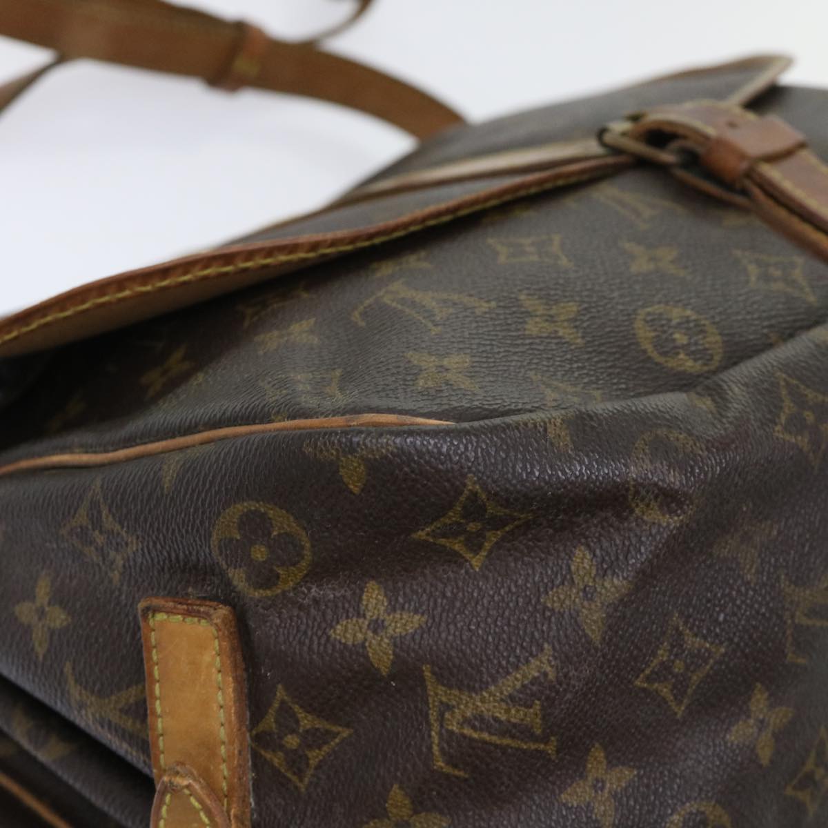 LOUIS VUITTON Monogram Saumur 35 Shoulder Bag M42254 LV Auth th3916