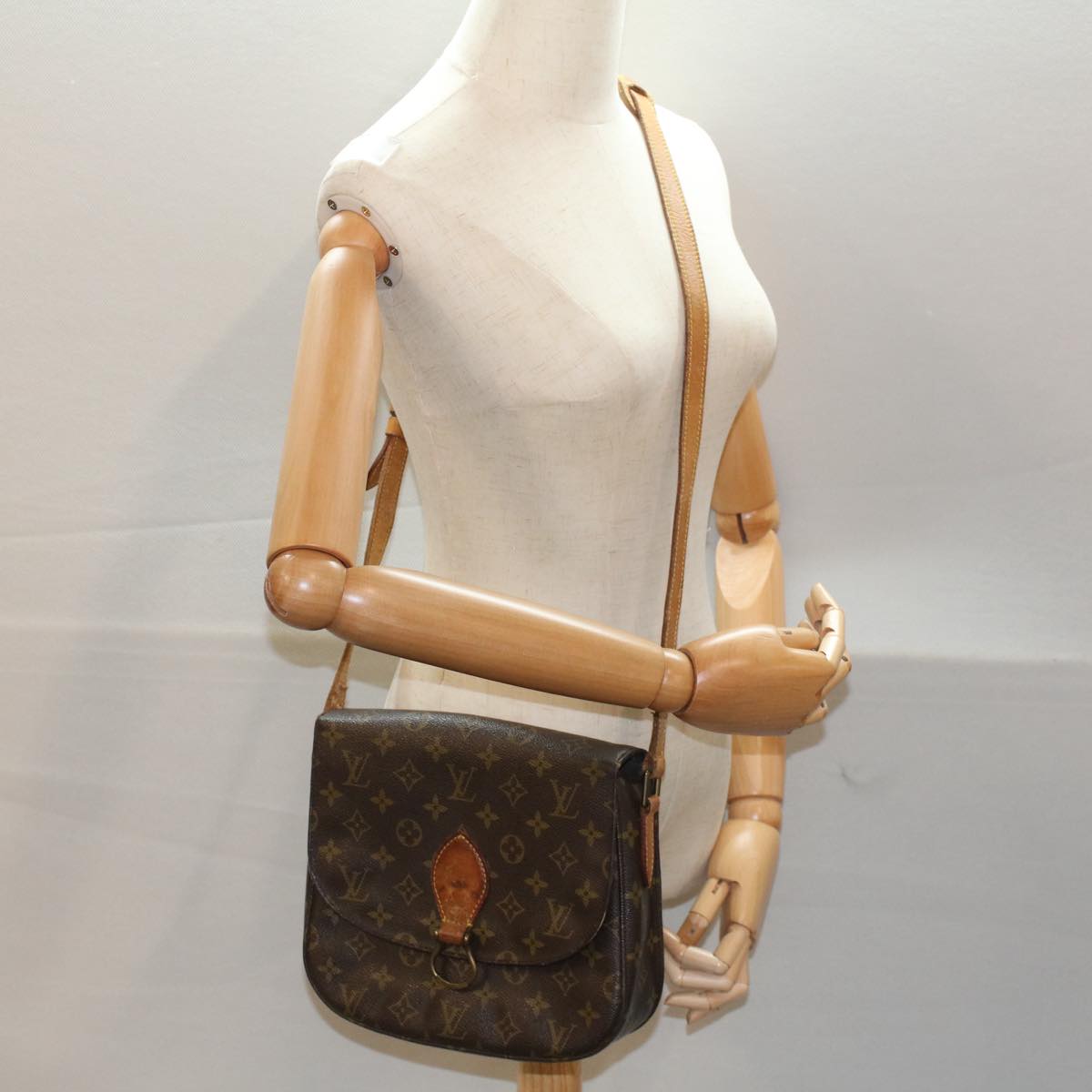 LOUIS VUITTON Monogram Saint Cloud GM Shoulder Bag M51242 LV Auth th3921