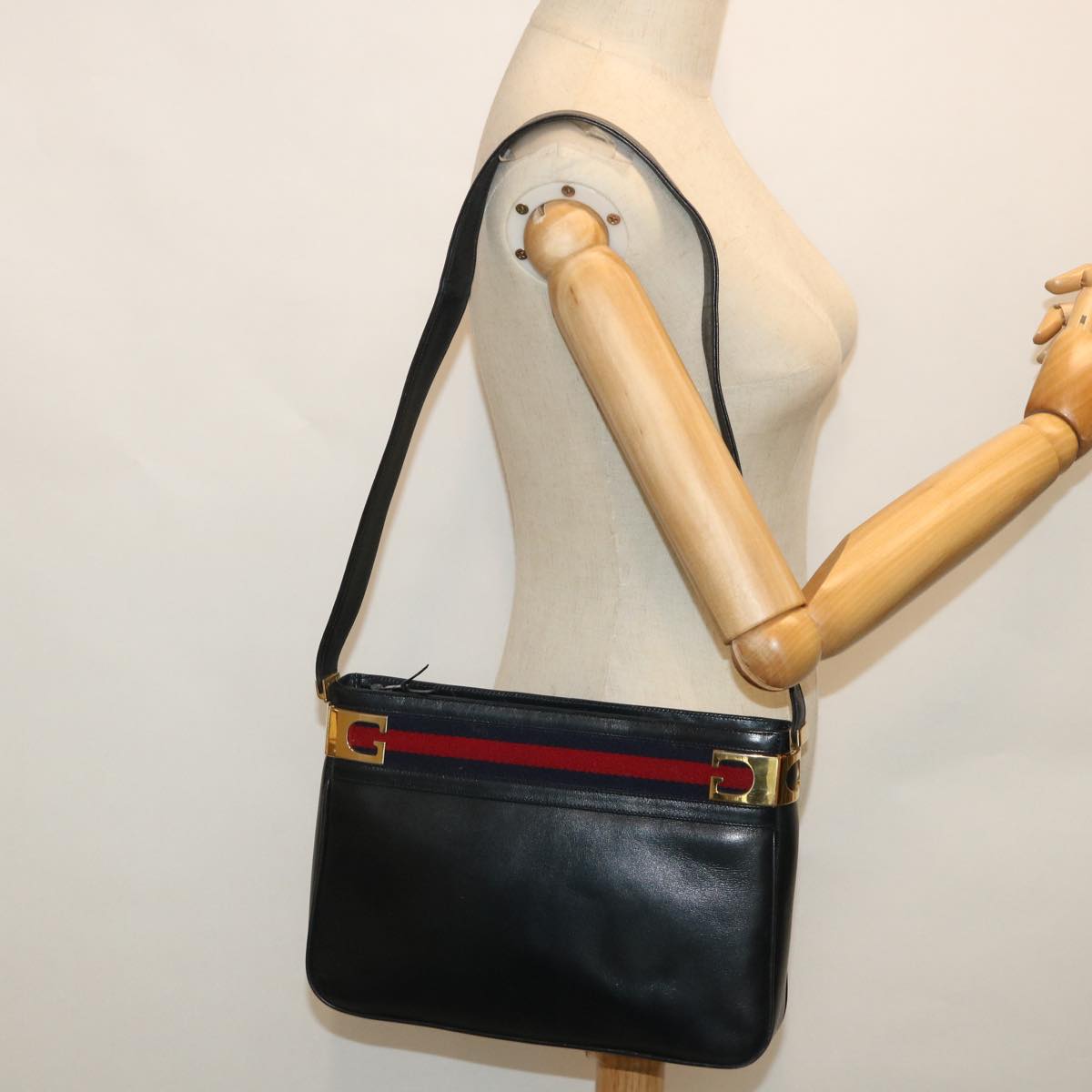 GUCCI Sherry Line Shoulder Bag Leather Black Red Navy Auth th4022