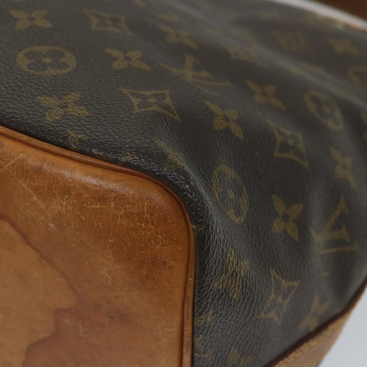 LOUIS VUITTON Monogram Petit Noe Shoulder Bag M42226 LV Auth th4110