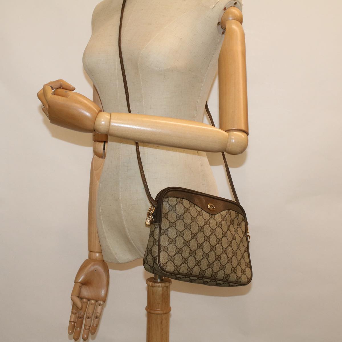 GUCCI GG Canvas Shoulder Bag PVC Leather Beige Auth th4288