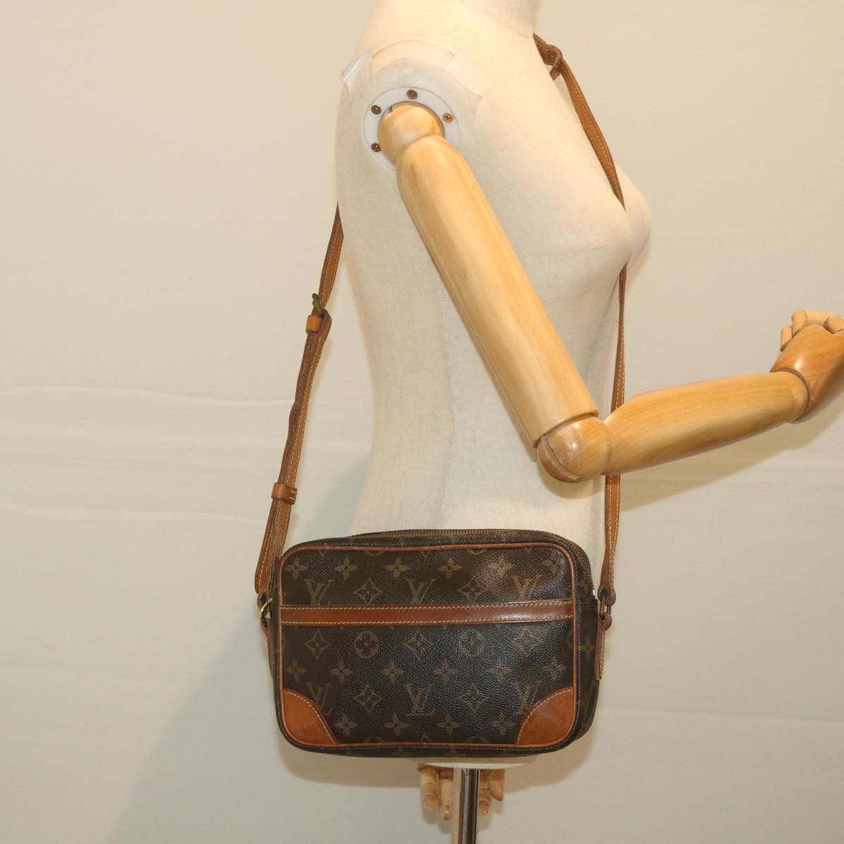 LOUIS VUITTON Monogram Trocadero 23 Shoulder Bag M51276 LV Auth th4306