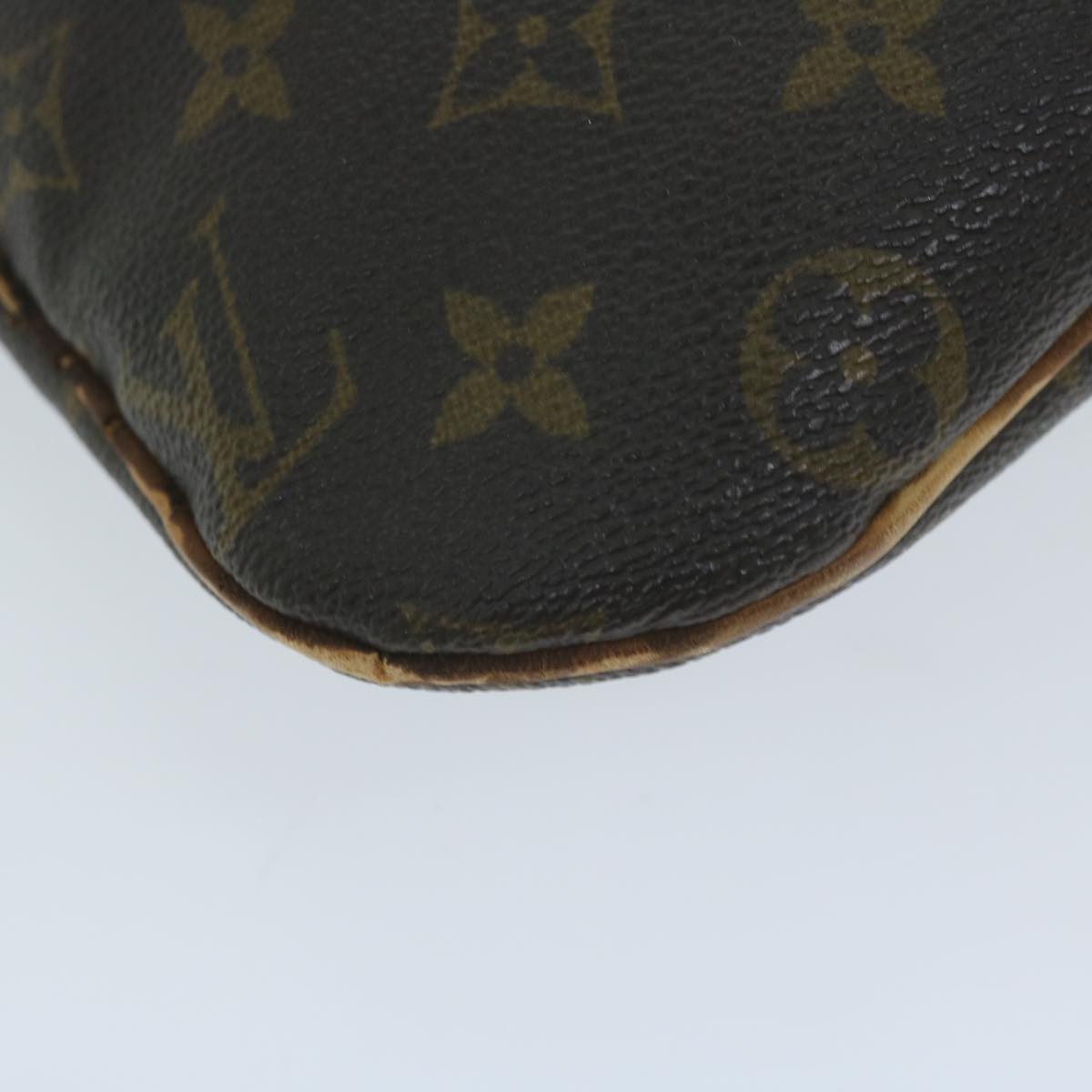 LOUIS VUITTON Monogram Pochette Bosphore Shoulder Bag M40044 LV Auth th4478