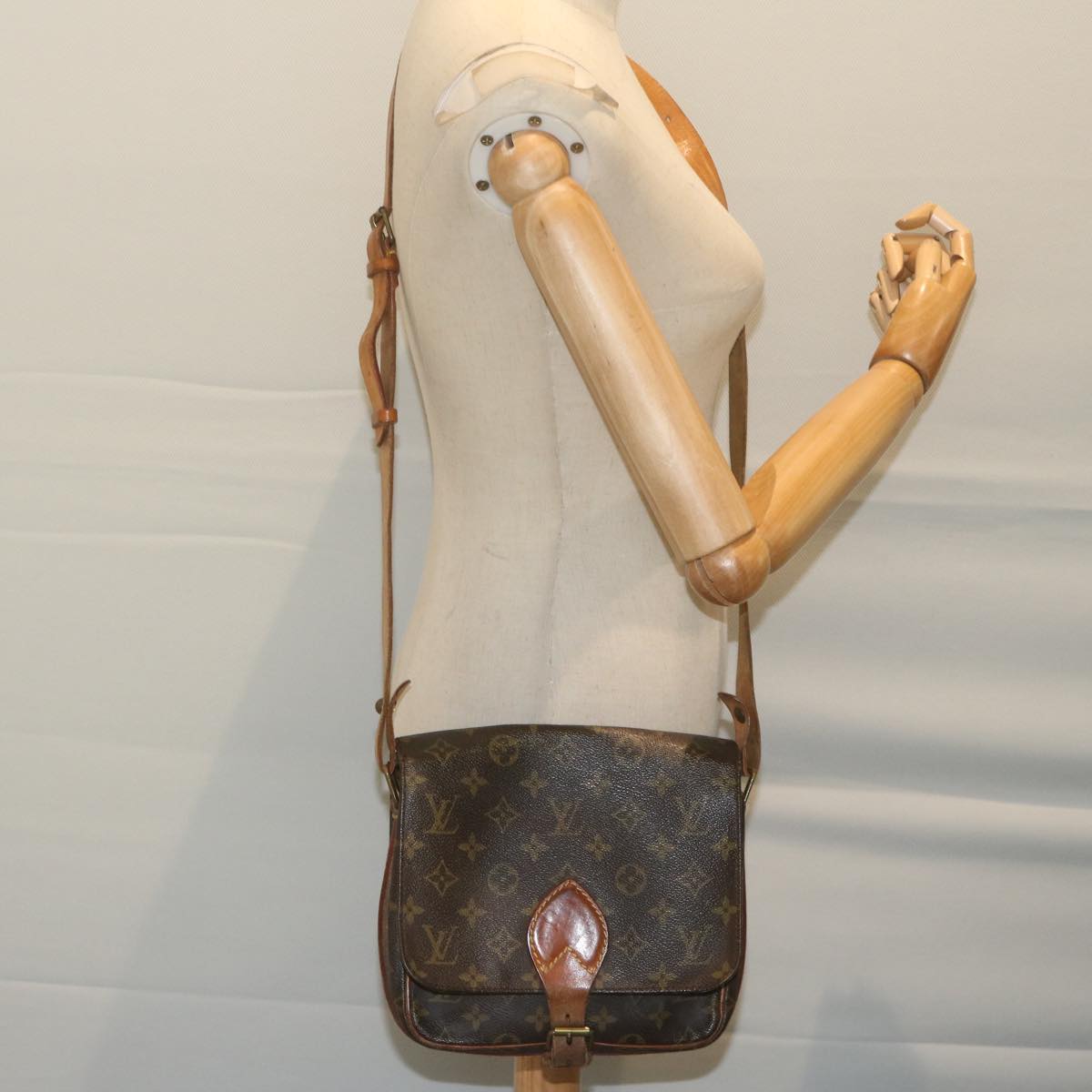 LOUIS VUITTON Monogram Cartouchiere MM Shoulder Bag M51253 LV Auth th4504