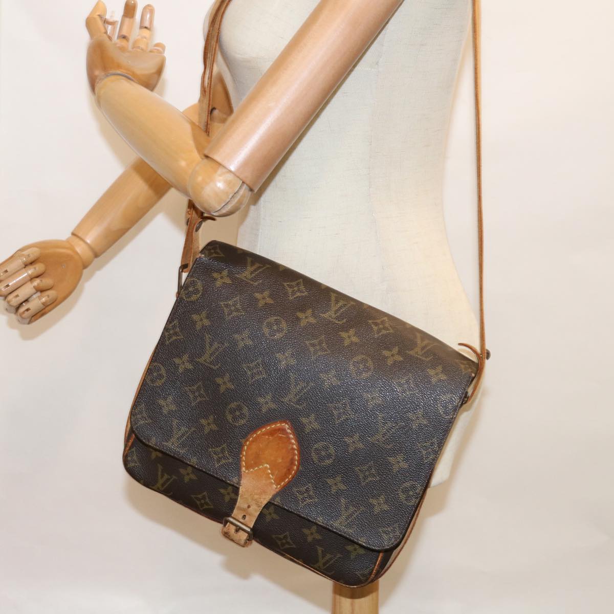 LOUIS VUITTON Monogram Cartouchiere GM Shoulder Bag M51252 LV Auth th4537