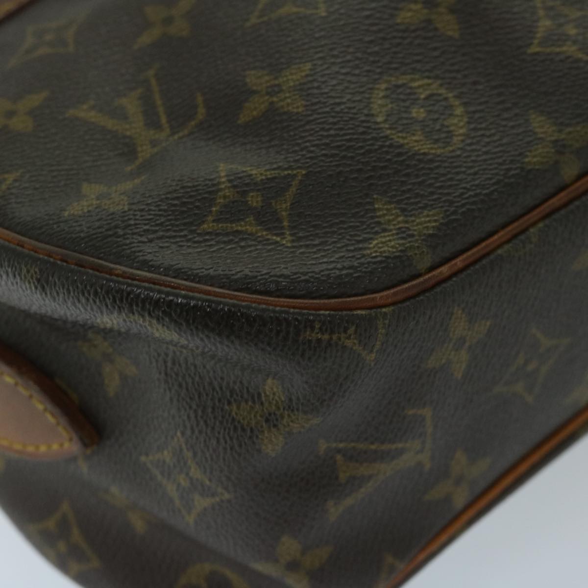 LOUIS VUITTON Monogram Blois Shoulder Bag M51221 LV Auth th4640