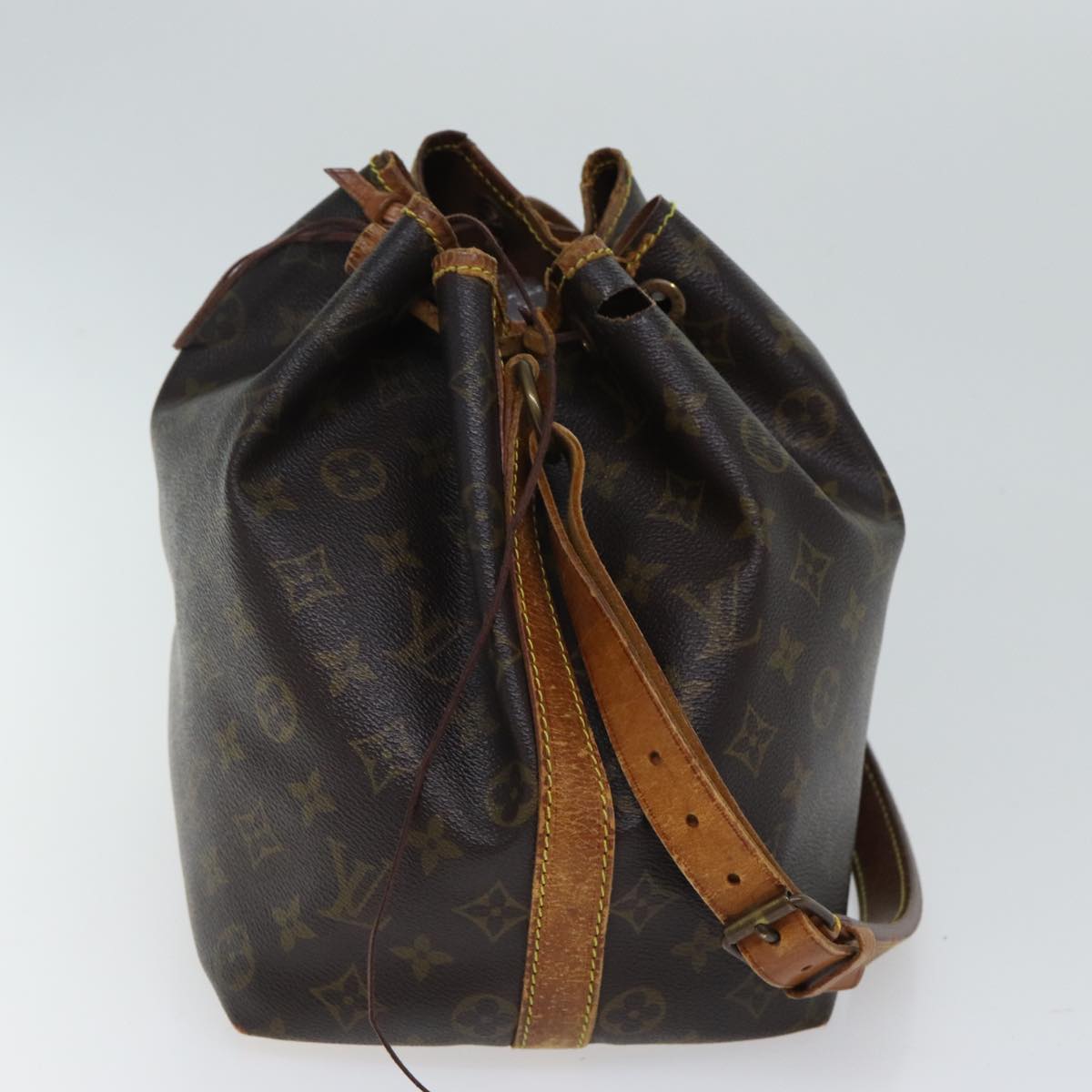 LOUIS VUITTON Monogram Petit Noe Shoulder Bag M42226 LV Auth th4645