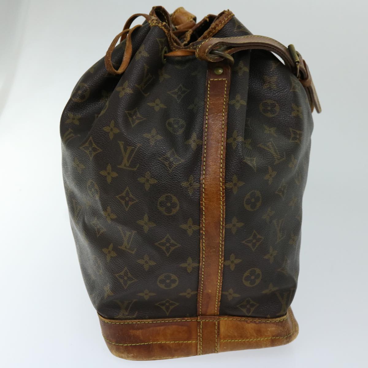 LOUIS VUITTON Monogram Noe Shoulder Bag M42224 LV Auth th4725