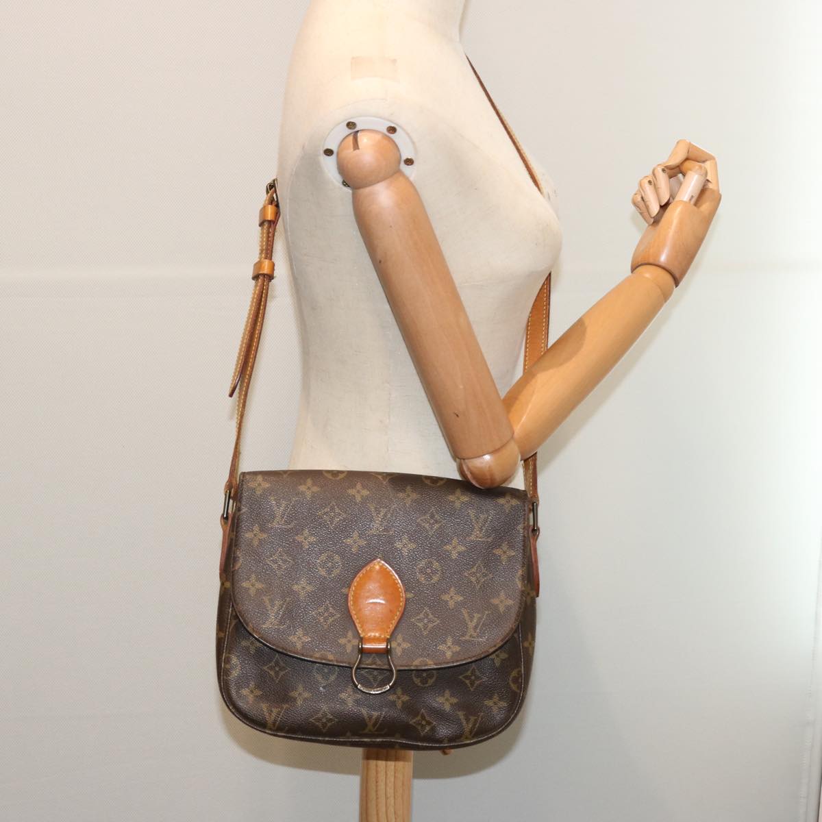 LOUIS VUITTON Monogram Saint Cloud GM Shoulder Bag M51242 LV Auth th4734