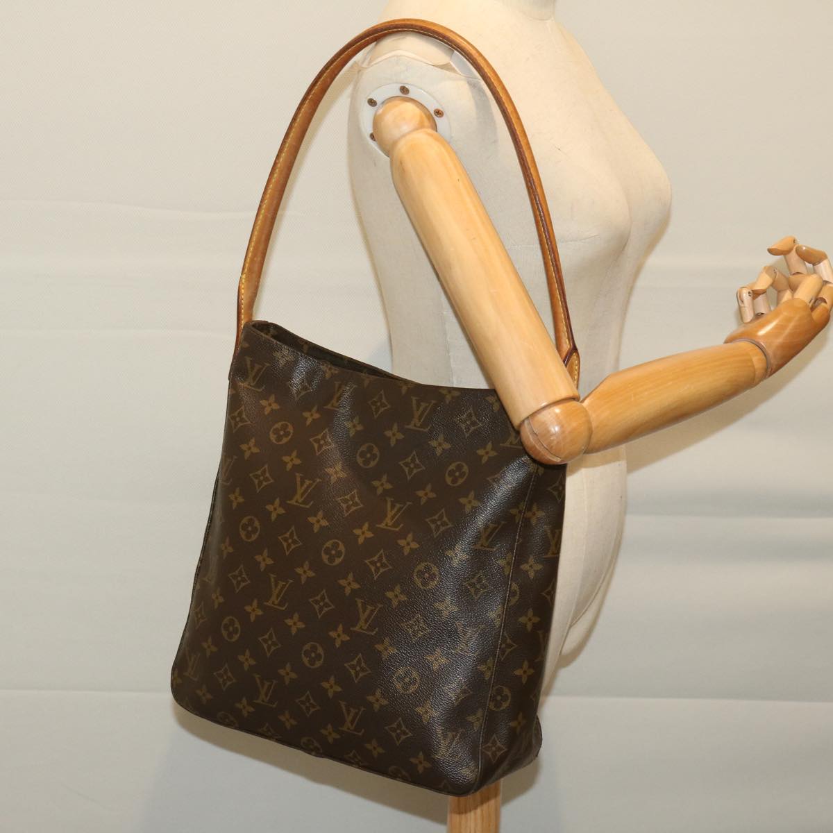 LOUIS VUITTON Monogram Looping GM Shoulder Bag M51145 LV Auth th4742