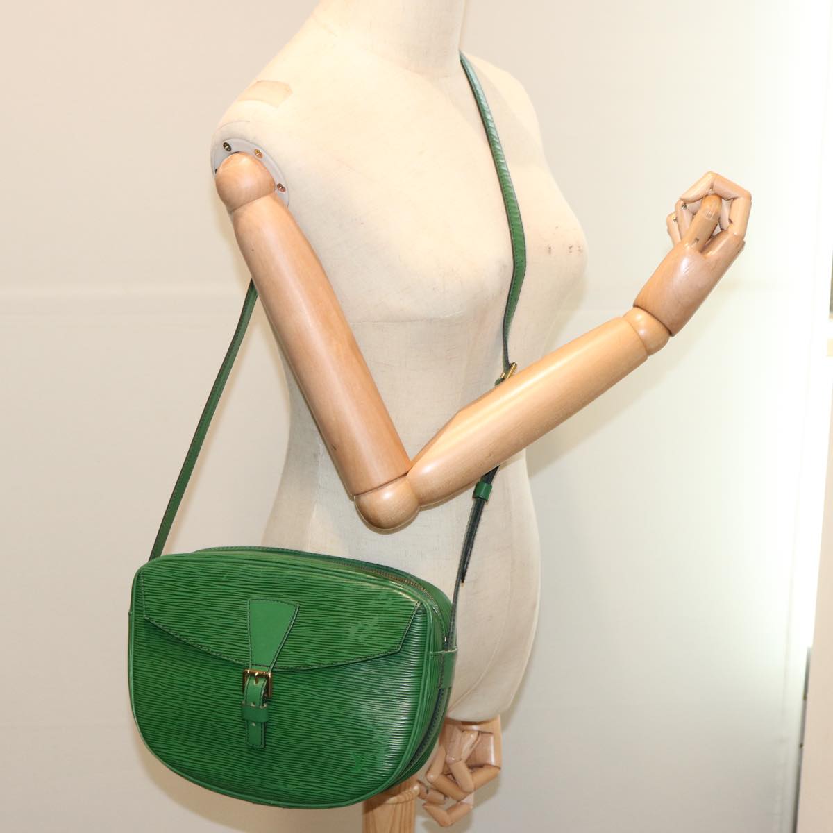 LOUIS VUITTON Epi Jeune Fille MM Shoulder Bag Green M52154 LV Auth th4771