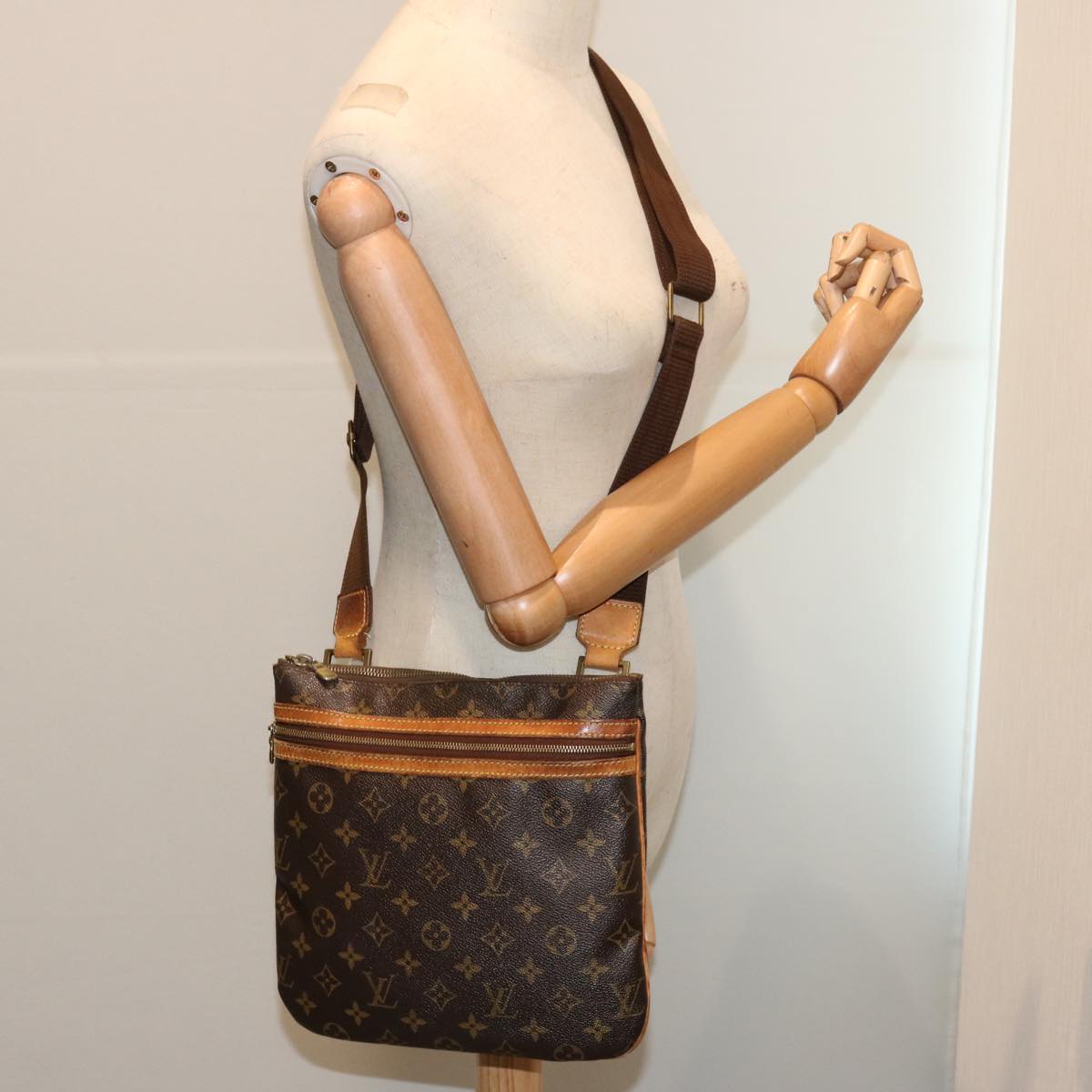 LOUIS VUITTON Monogram Messenger Bosphore PM Shoulder Bag M40106 LV Auth th4788