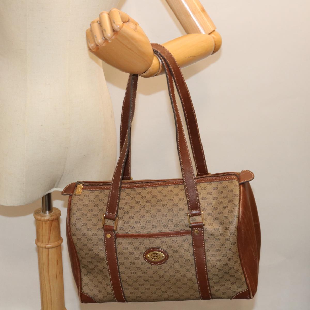 GUCCI Micro GG Supreme Shoulder Bag PVC Beige Auth th4821