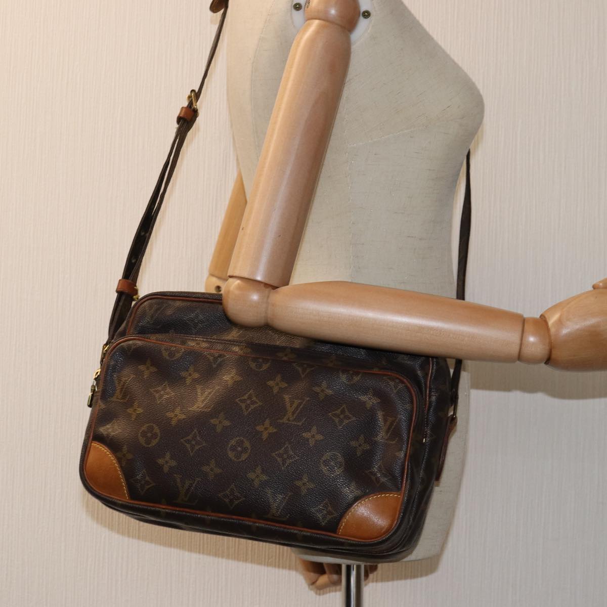 LOUIS VUITTON Monogram Nile Shoulder Bag M45244 LV Auth th4872