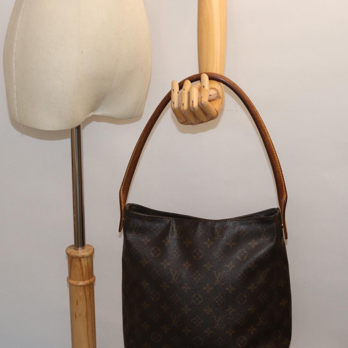 LOUIS VUITTON Monogram Looping GM Shoulder Bag M51145 LV Auth th4875