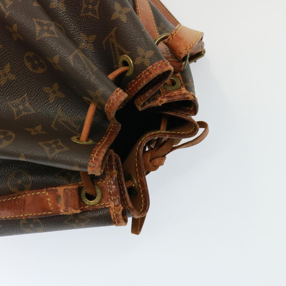 LOUIS VUITTON Monogram Petit Noe Shoulder Bag M42226 LV Auth th4966