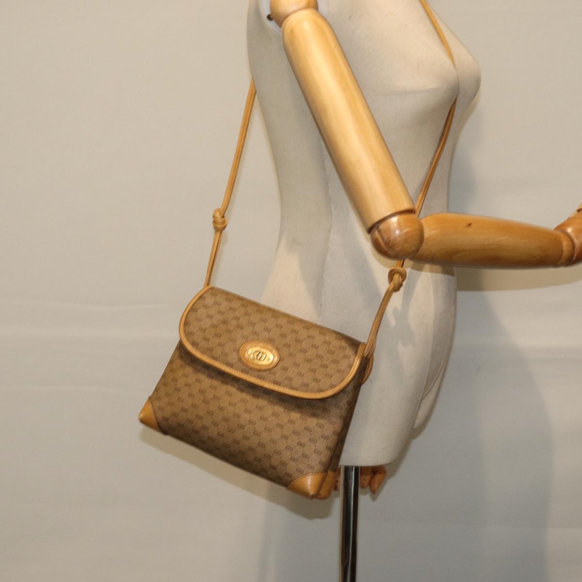 GUCCI Micro GG Supreme Shoulder Bag PVC Leather Beige 007 49 5548 Auth th4994