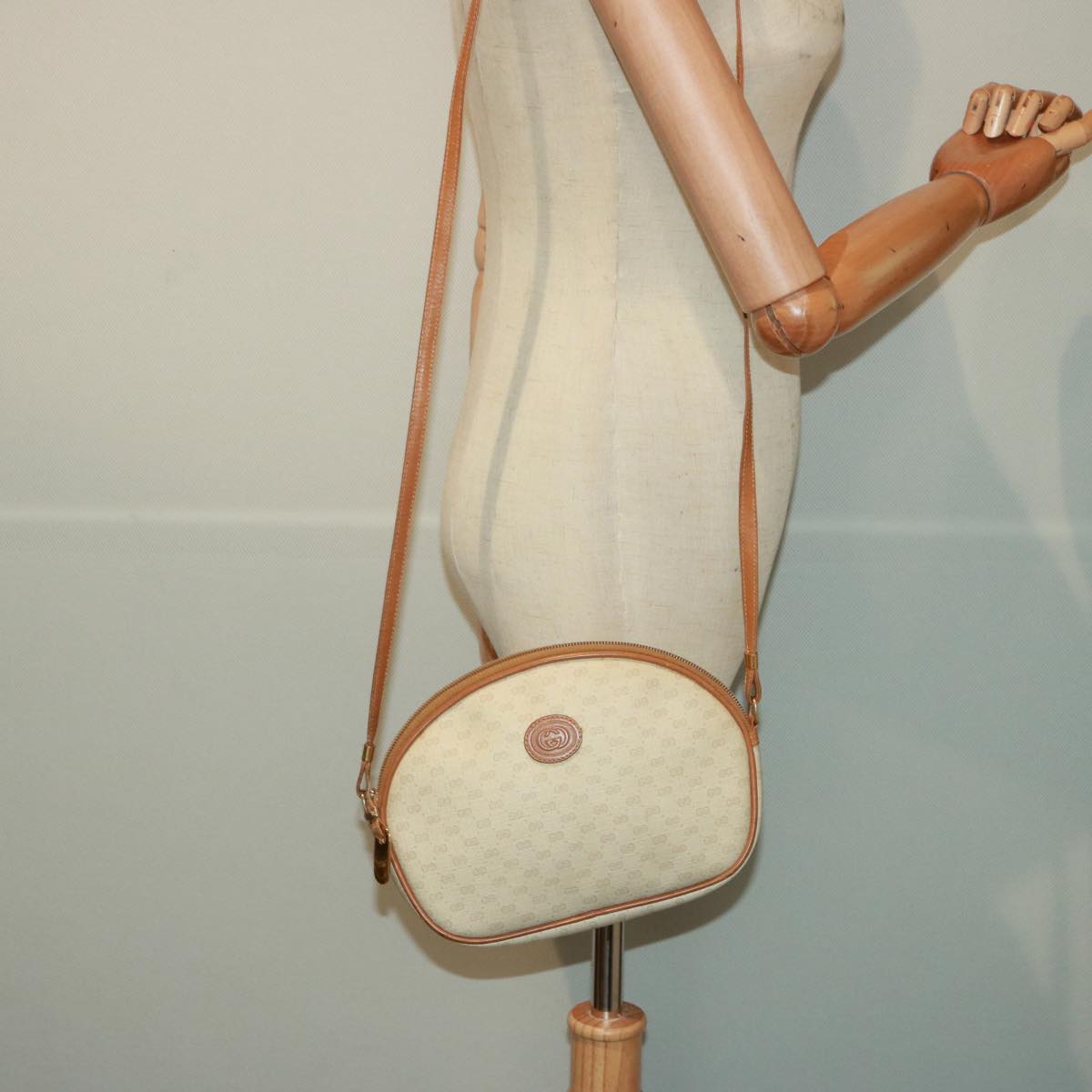 GUCCI Micro GG Supreme Shoulder Bag PVC Leather Beige 007 983 1113 Auth th5073