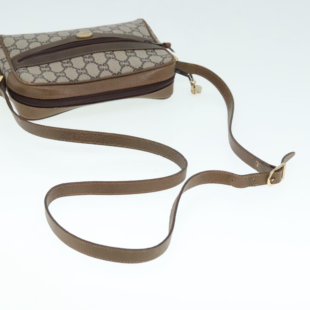 GUCCI GG PLUS Canvas Shoulder Bag PVC Leather Beige Auth th5294