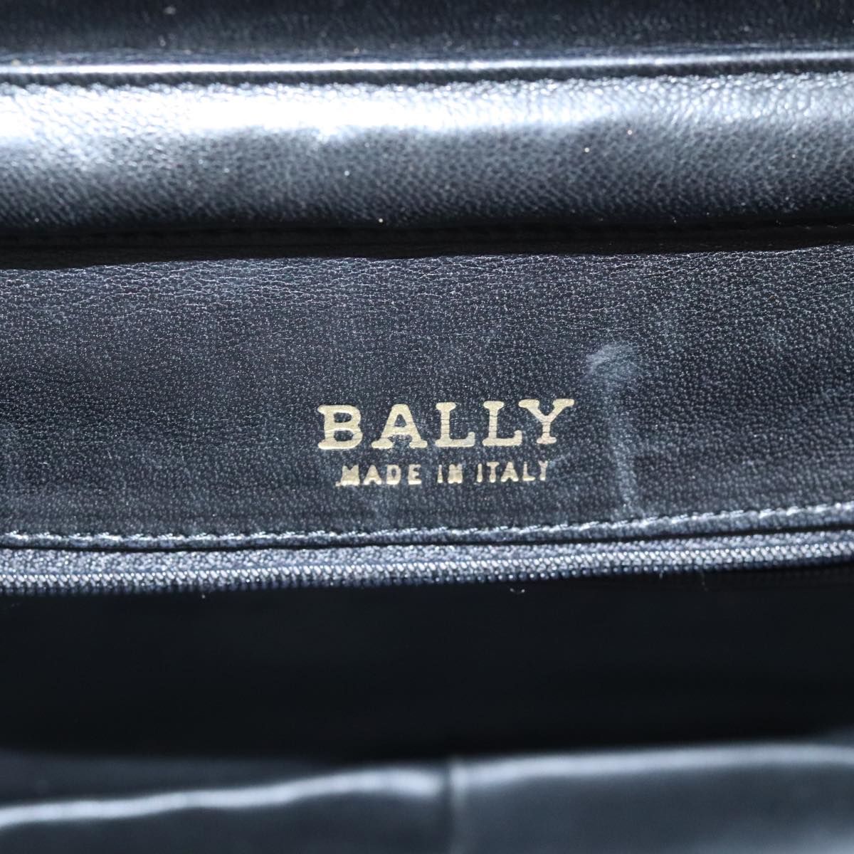 BALLY Quilted Chain Shoulder Bag Leather Black Gold Auth th5298