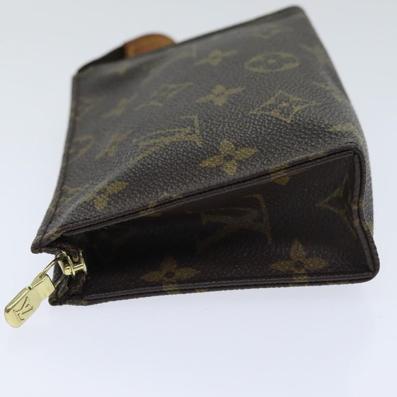 LOUIS VUITTON Monogram Poche Toilette 15 Pouch M47546 LV Auth th5308