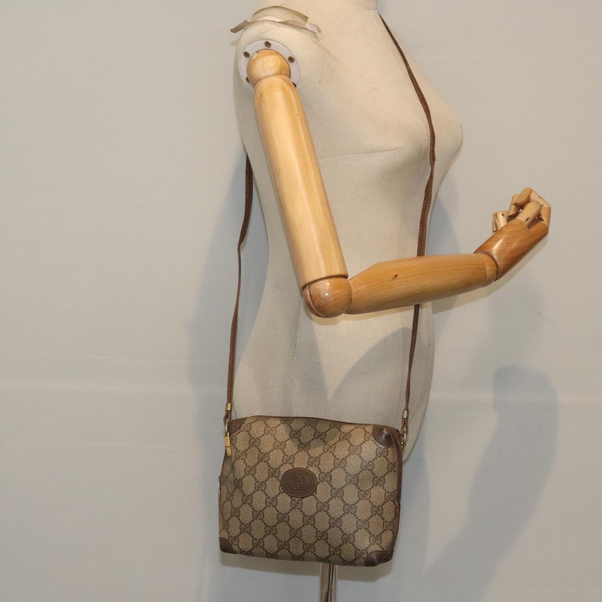 GUCCI GG Supreme Web Sherry Line Shoulder Bag PVC Beige Gold  Auth th5317