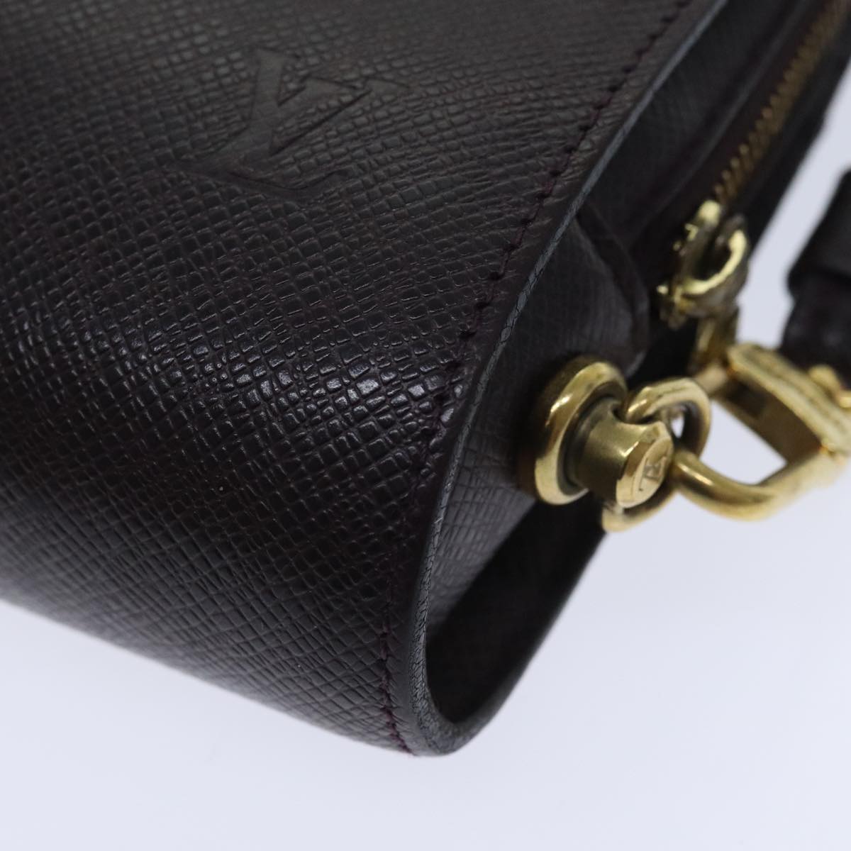 LOUIS VUITTON Taiga Baikal Clutch Bag Acajou M30186 LV Auth th5329