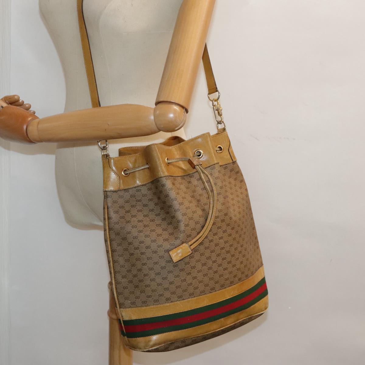 GUCCI Micro GG Canvas Web Sherry Line Shoulder Bag Beige Gold Auth th5337