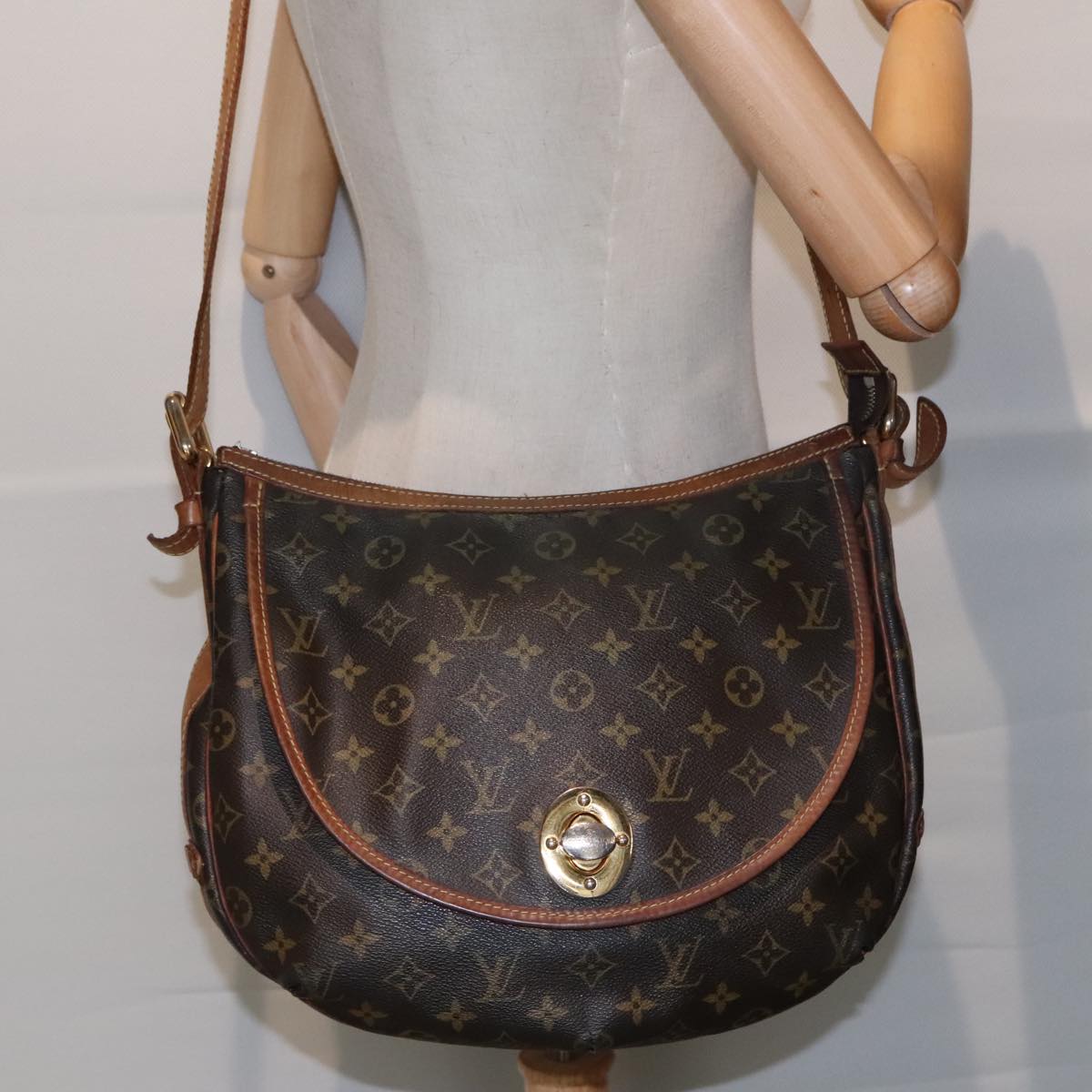 LOUIS VUITTON Monogram Tolum PM Shoulder Bag M40076 LV Auth th5340