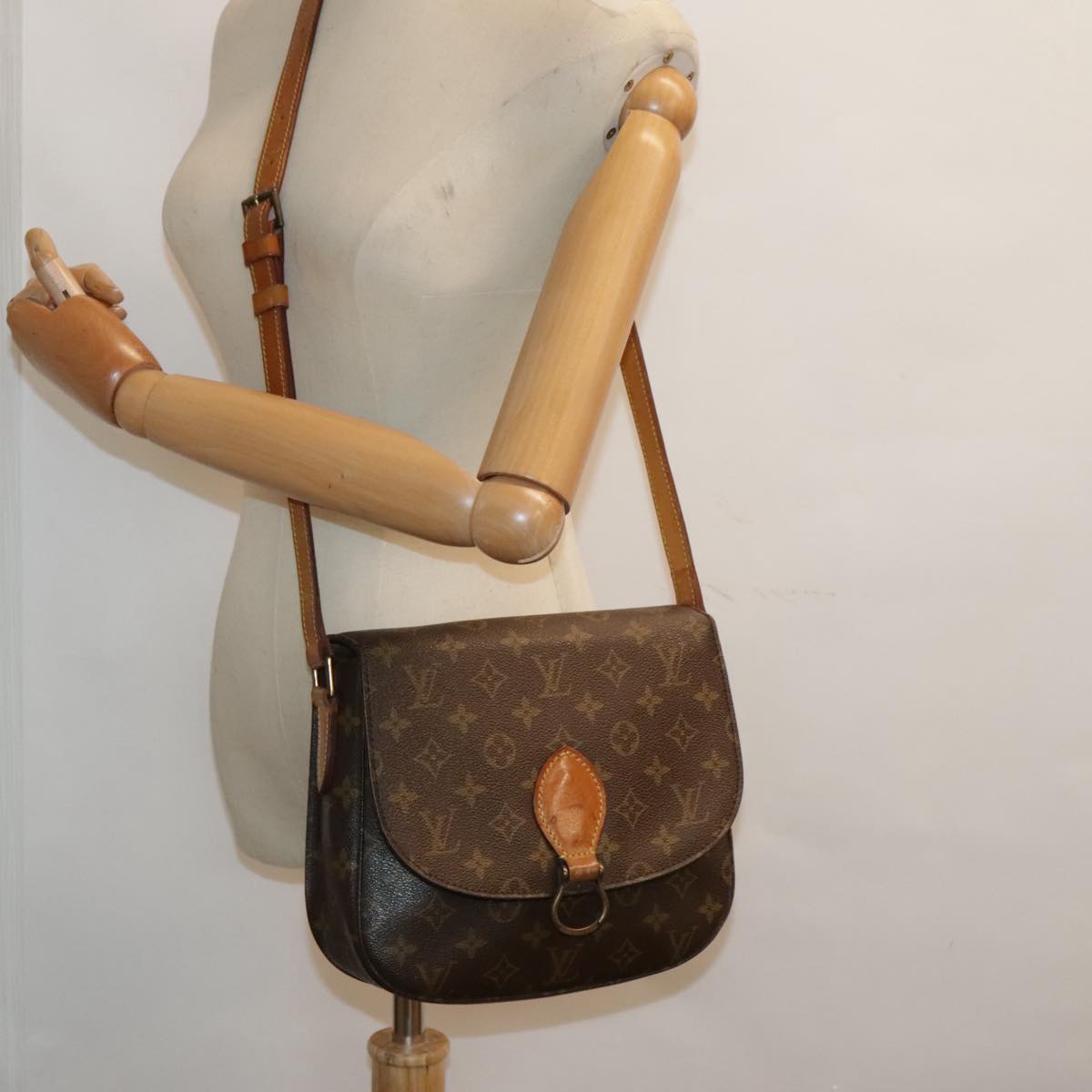 LOUIS VUITTON Monogram Saint Cloud GM Shoulder Bag M51242 LV Auth th5353