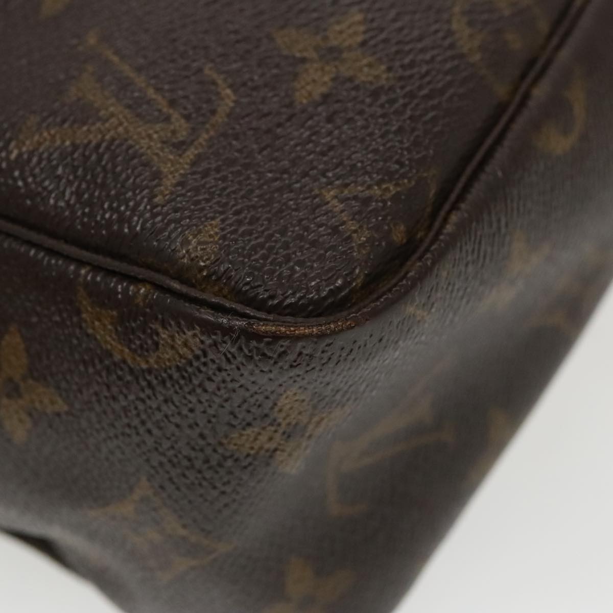 LOUIS VUITTON Monogram Trousse Toilette 28 Clutch Bag M47522 LV Auth th5368